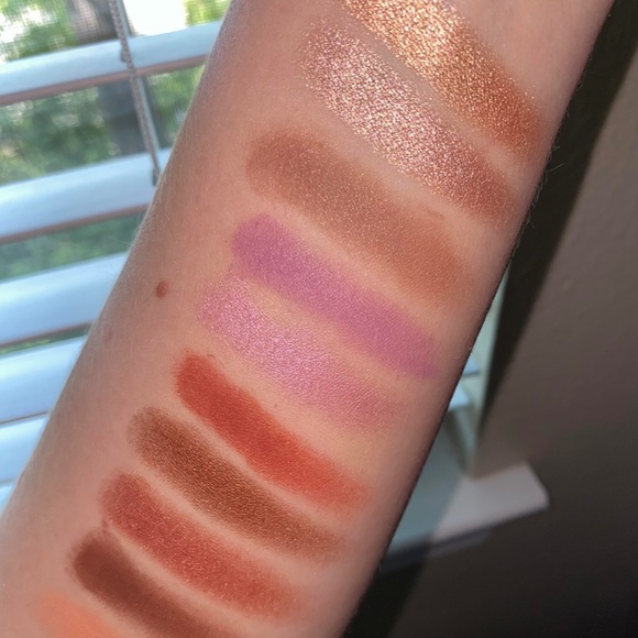 KAB Cosmetics Day + Night Eyeshadow Palette - Picture 4 of 8